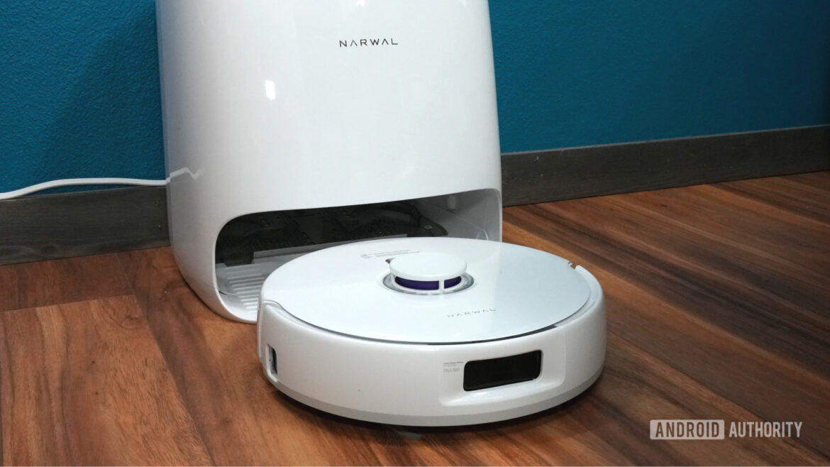 Last chance to get $200 off the Best-of-CES Narwal Freo X Ultra vacuum