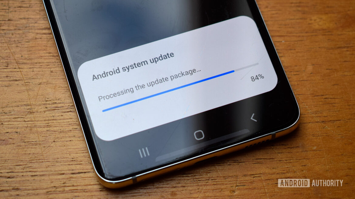 Google releases Android 14 QPR3 Beta 2.1 with extensive bug fixes