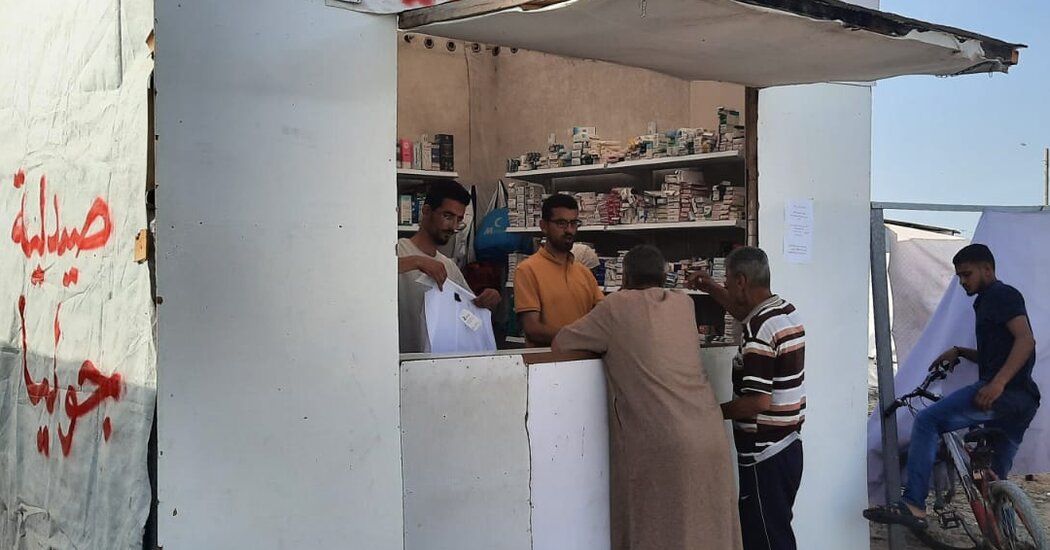 Heat Wave in Gaza Challenges Pharmacists Ability to Store Medicine